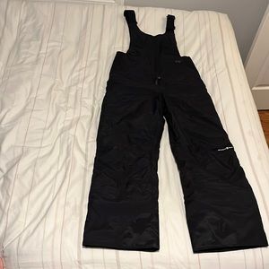 Outdoor gear for cold weather